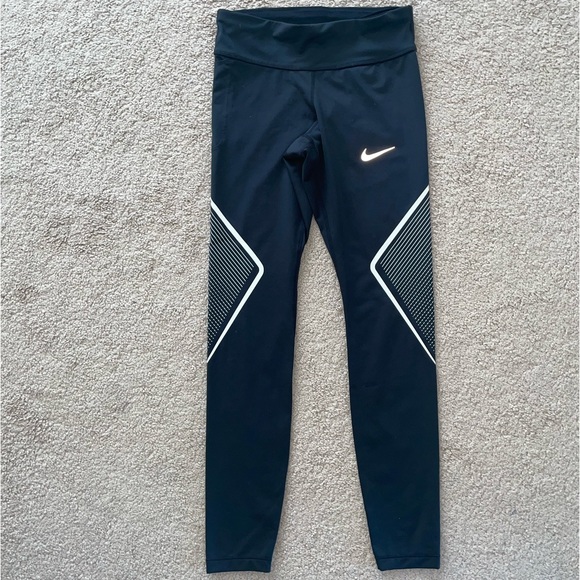 Nike Leggings - Picture 6 of 6
